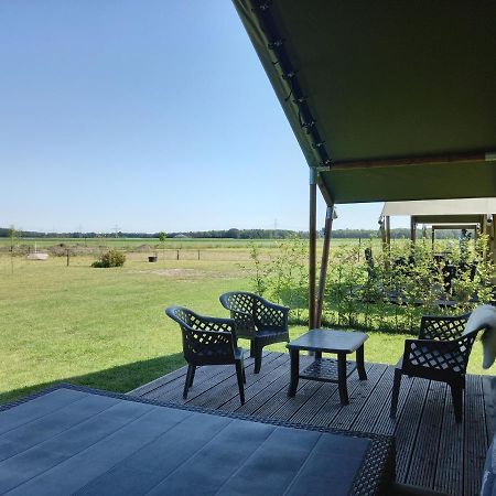 Comfort Safaritent 6 Pers En Mini Camping Zwiggelte 外观 照片