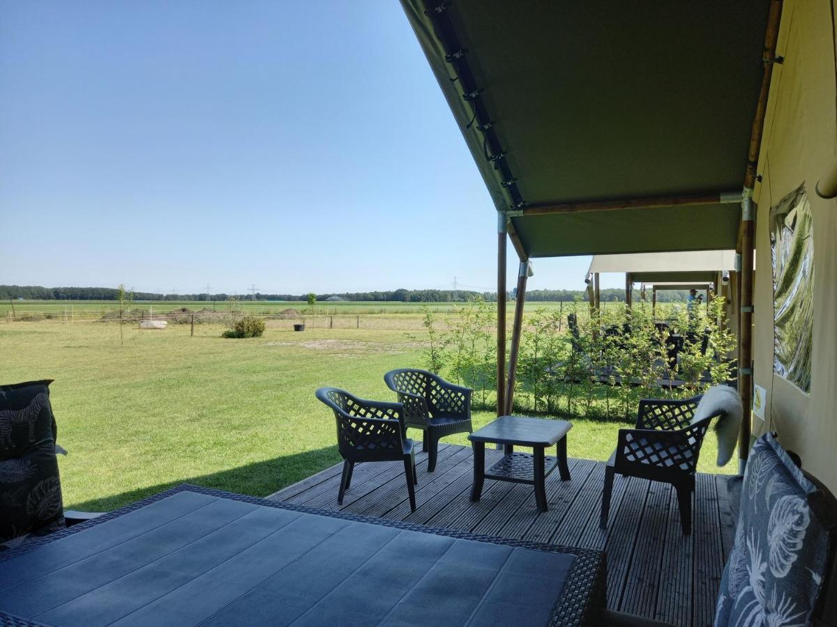 Comfort Safaritent 6 Pers En Mini Camping Zwiggelte 外观 照片